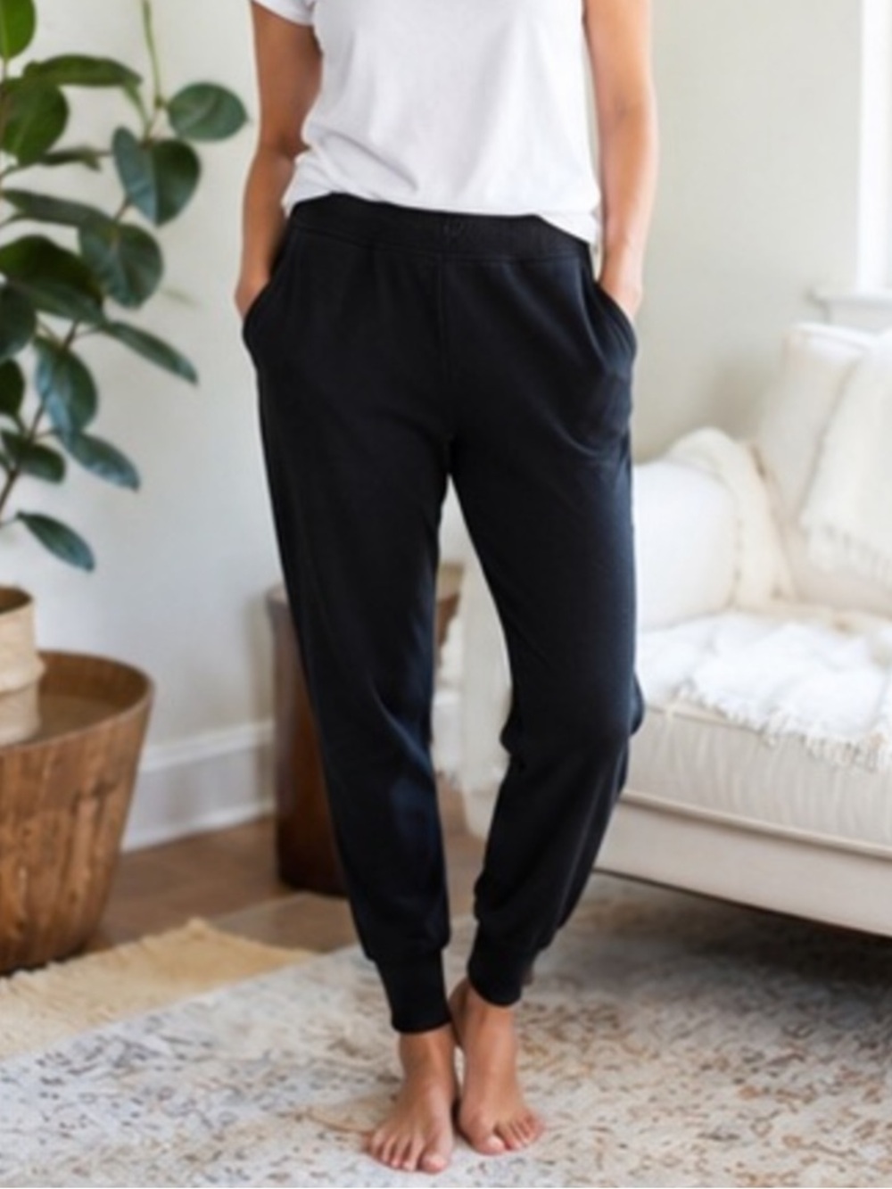 Pact Organic Cotton Size XS Black Joggers
